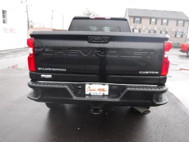 2020 Chevrolet Silverado 2500HD 4WD Crew Cab Standard Bed Custom