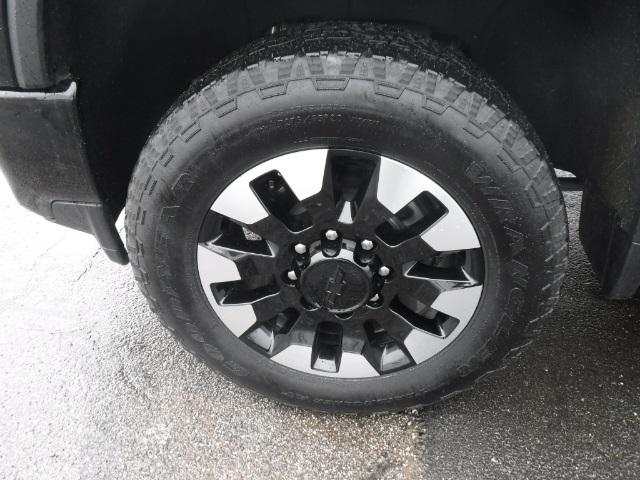 2020 Chevrolet Silverado 2500HD 4WD Crew Cab Standard Bed Custom