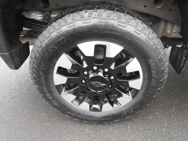 2020 Chevrolet Silverado 2500HD 4WD Crew Cab Standard Bed Custom