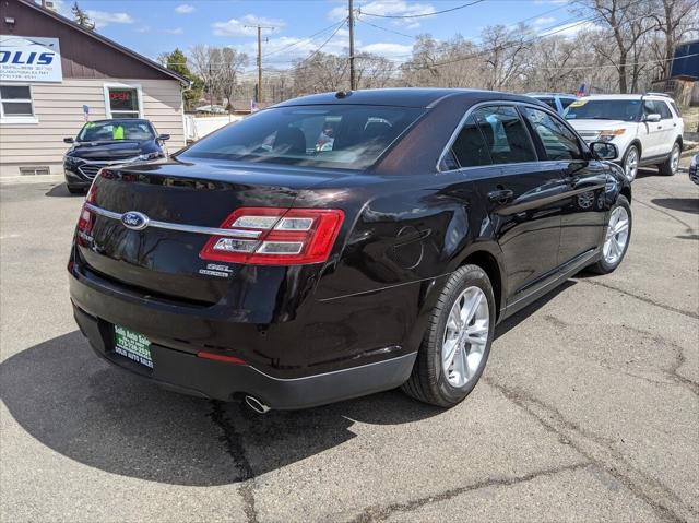 2013 Ford Taurus SEL