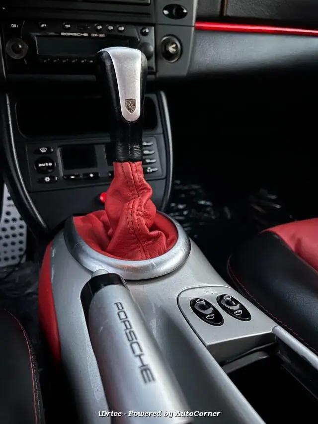 2001 Porsche 911 Carrera