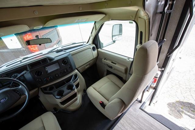 2019 Ford E-450 Cutaway Unknown