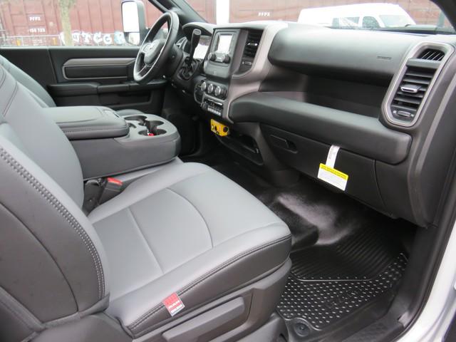 2021 Ram Ram 5500 Chassis Cab Tradesman/SLT