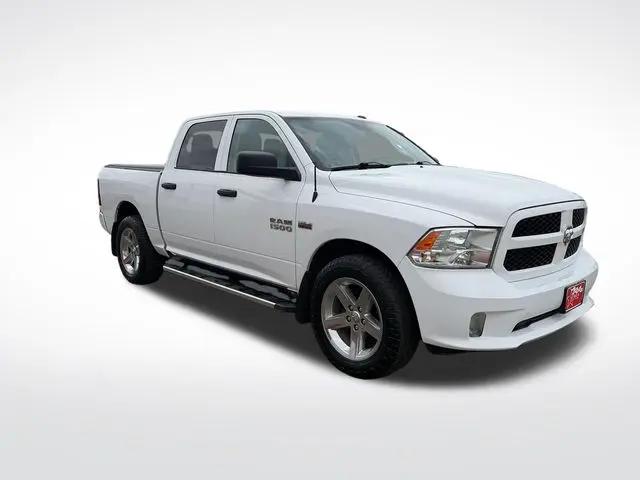2018 Ram 1500 Express Crew Cab 4x4 5'7" Box