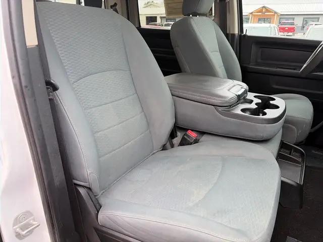 2018 Ram 1500 Express Crew Cab 4x4 5'7" Box