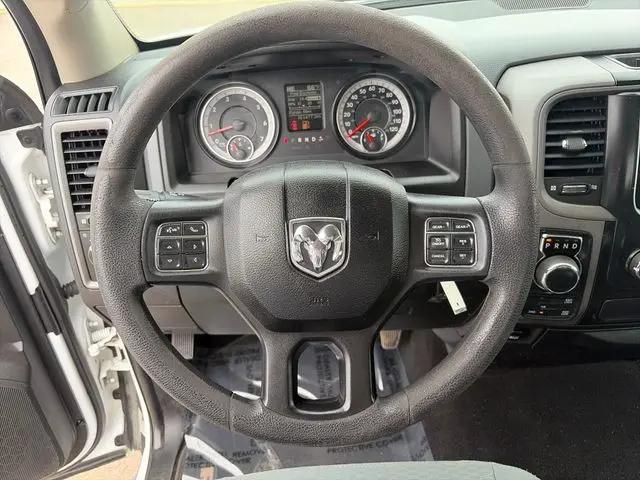 2018 Ram 1500 Express Crew Cab 4x4 5'7" Box