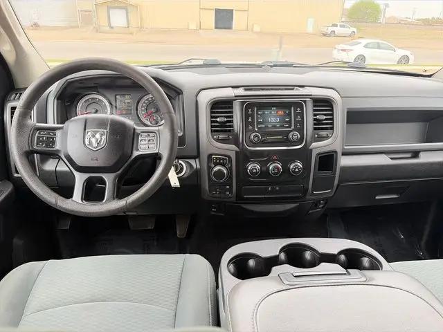 2018 Ram 1500 Express Crew Cab 4x4 5'7" Box
