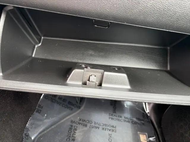 2018 Ram 1500 Express Crew Cab 4x4 5'7" Box