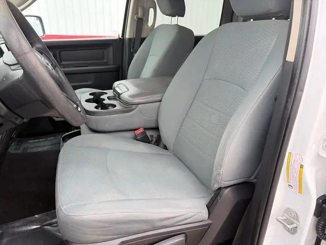2018 Ram 1500 Express Crew Cab 4x4 5'7" Box
