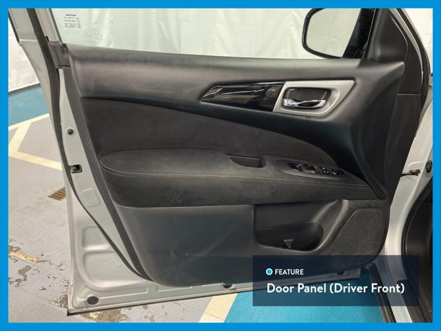 2016 Nissan Pathfinder Platinum/SV/SL/S