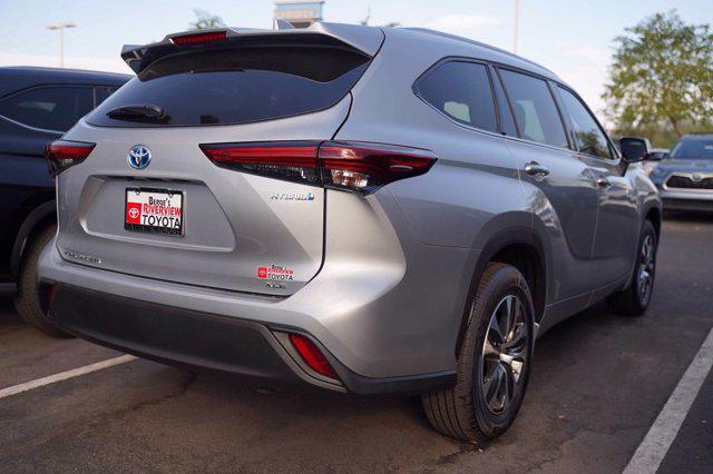 2021 Toyota Highlander Hybrid XLE