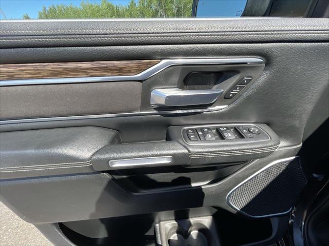 2019 Ram 1500 Laramie Crew Cab 4x4 5'7" Box