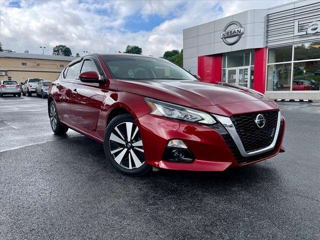 2019 Nissan Altima 2.5 SV for sale in Johnstown, PA