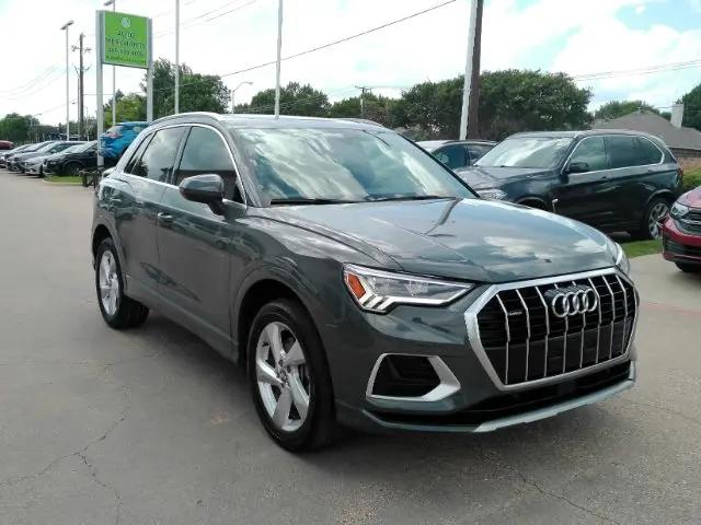 2020 Audi Q3 Premium Plus 45 TFSI quattro Tiptronic