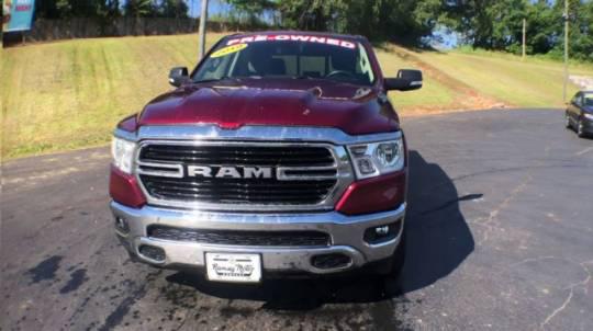 2019 Ram 1500 Big Horn/Lone Star Crew Cab 4x4 5'7" Box