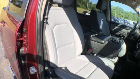 2019 Ram 1500 Big Horn/Lone Star Crew Cab 4x4 5'7" Box