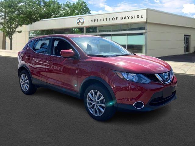 2018 Nissan Rogue Sport S [2]