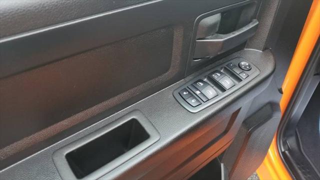 2019 Ram 1500 Classic Express Crew Cab 4x4 5'7" Box