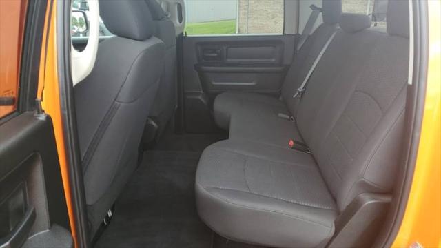 2019 Ram 1500 Classic Express Crew Cab 4x4 5'7" Box