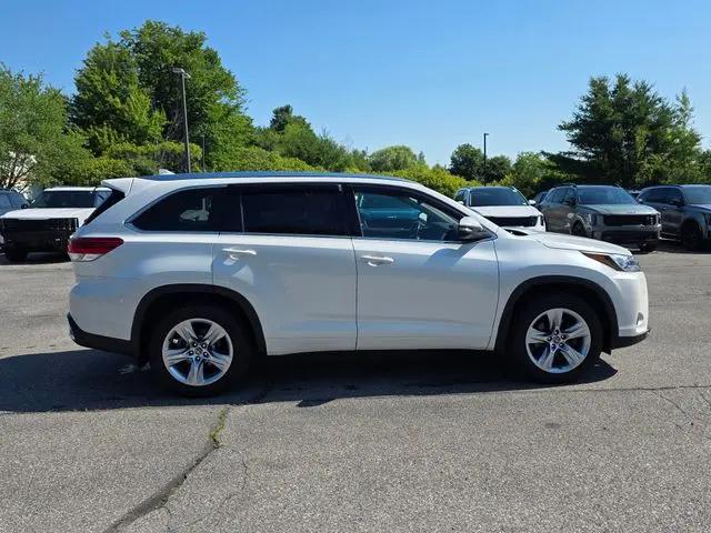 2017 Toyota Highlander Limited