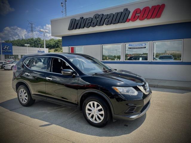 2015 Nissan Rogue SV/S for sale in TRIADELPHIA, WV