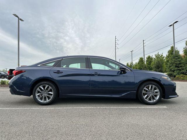 2019 Toyota Avalon XLE