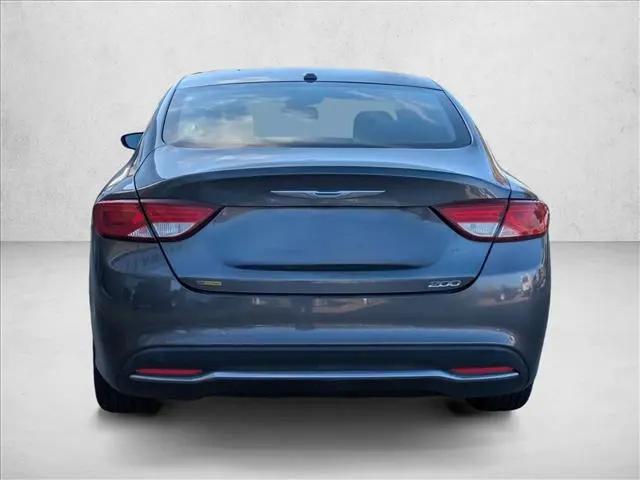 2016 Chrysler 200 Limited