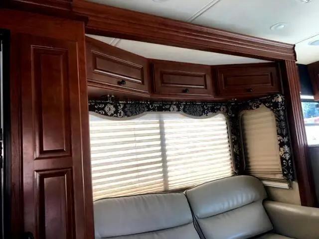 2009 Ford F-53 Super Duty F-550 Motorhome