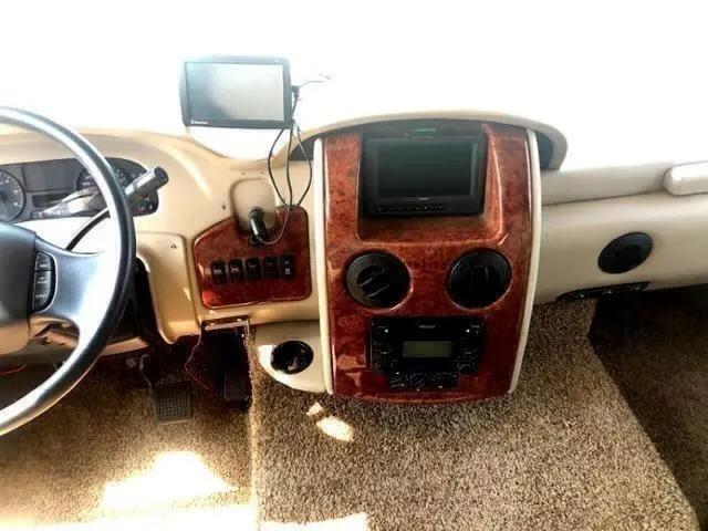 2009 Ford F-53 Super Duty F-550 Motorhome