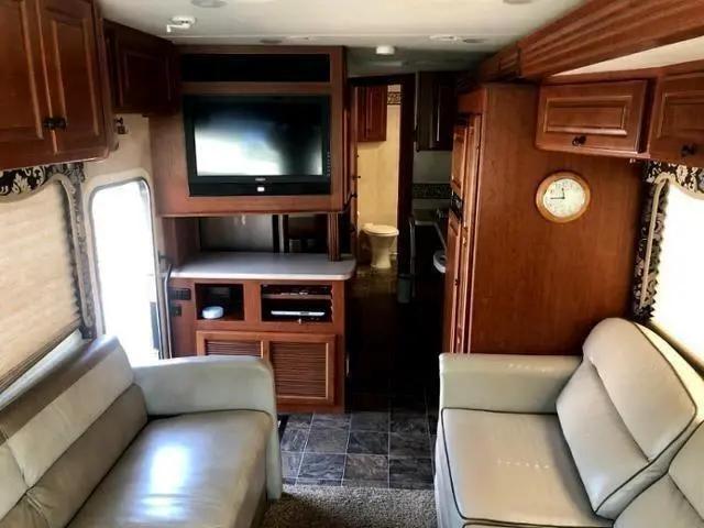 2009 Ford F-53 Super Duty F-550 Motorhome