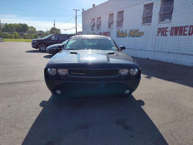 2014 Dodge Challenger SXT Plus