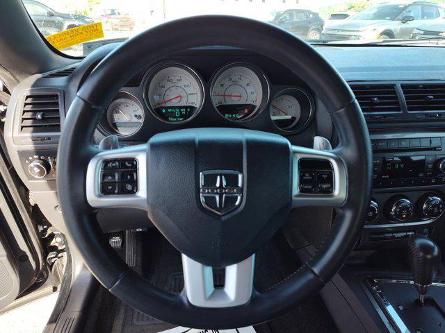 2014 Dodge Challenger SXT Plus
