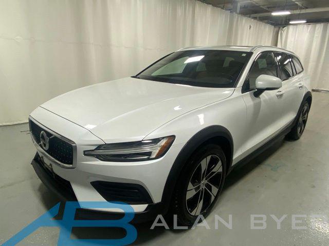 2020 Volvo V60 Cross Country T5 for sale in Syracuse, NY