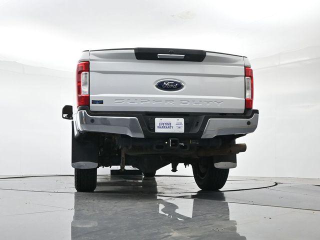 2017 Ford F-350 LARIAT