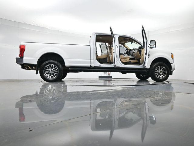 2017 Ford F-350 LARIAT