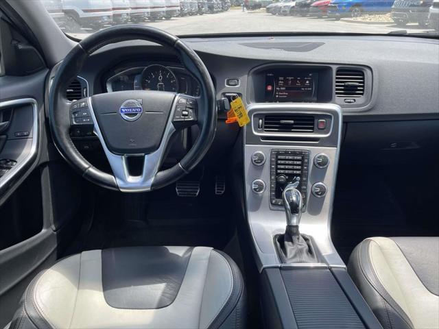 2018 Volvo S60 Cross Country T5