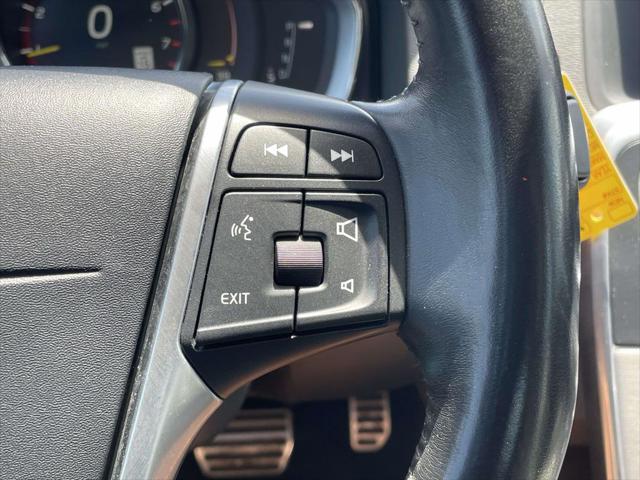 2018 Volvo S60 Cross Country T5