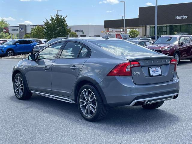 2018 Volvo S60 Cross Country T5