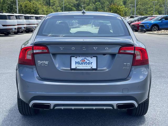 2018 Volvo S60 Cross Country T5