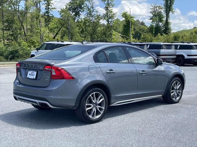 2018 Volvo S60 Cross Country T5