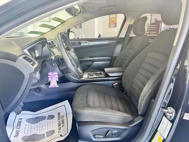 2018 Ford Fusion SE