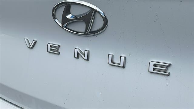 2021 Hyundai Venue SE