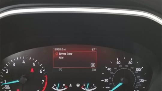 2020 Ford Escape SE