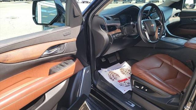 2019 Cadillac Escalade Luxury