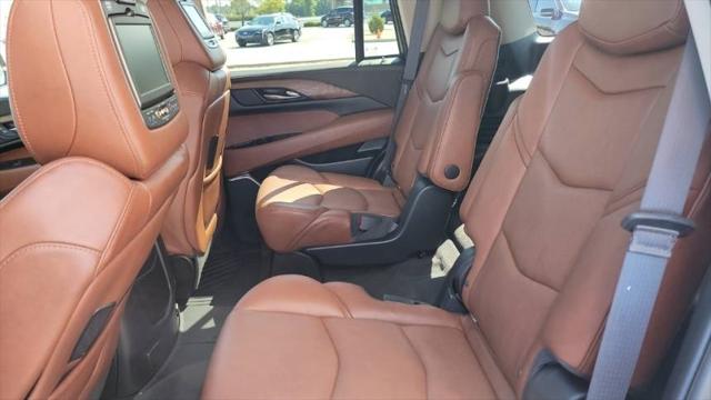 2019 Cadillac Escalade Luxury