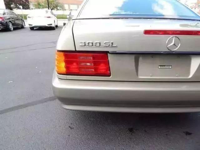 1990 Mercedes-Benz 300 Series 300SL