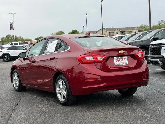 2017 Chevrolet Cruze LT Auto