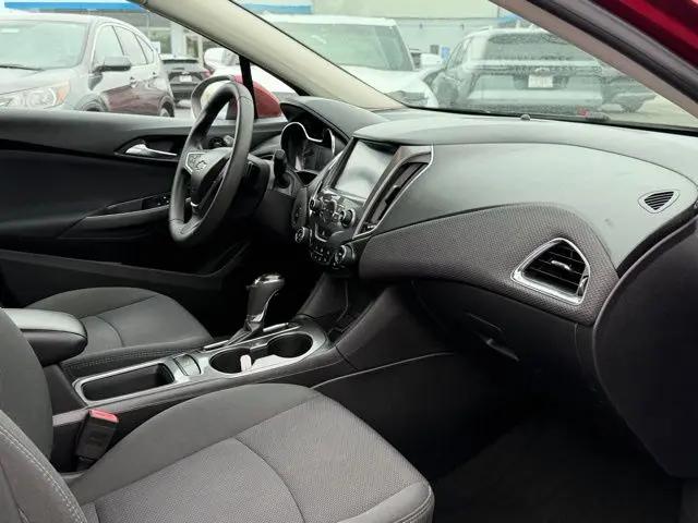 2017 Chevrolet Cruze LT Auto