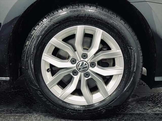 2018 Volkswagen Passat 2.0T S