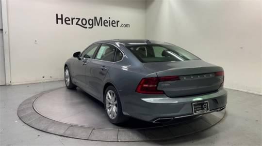 2018 Volvo S90 T6 Momentum